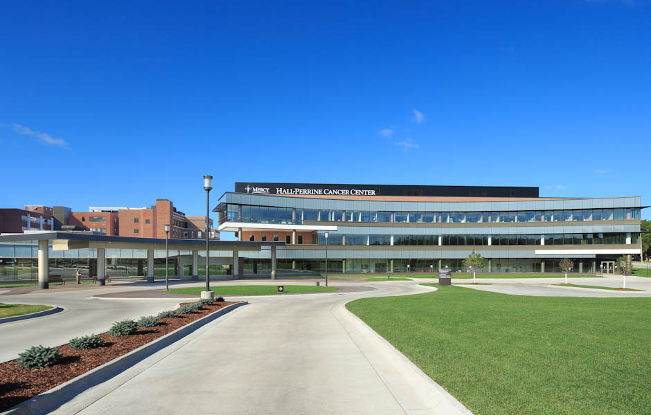 Mercy Hall Perrine Cancer Center (Cedar Rapids)
